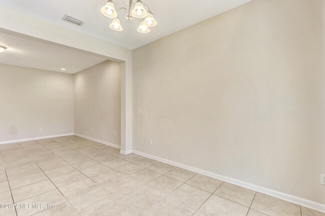 Building Photo - 95 Nelson Ln