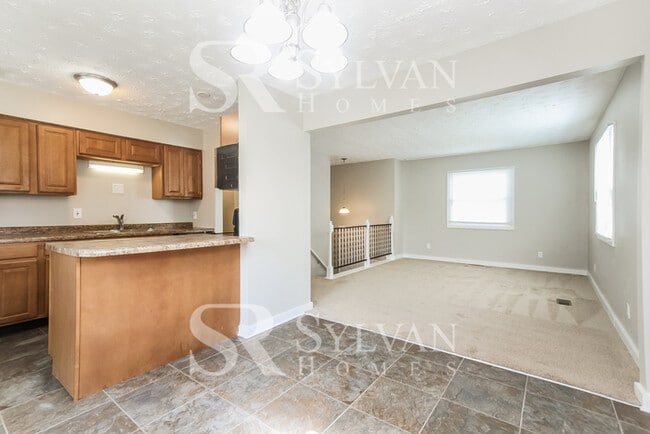 Building Photo - Prepare to be impressed by this 4 bedroom,...