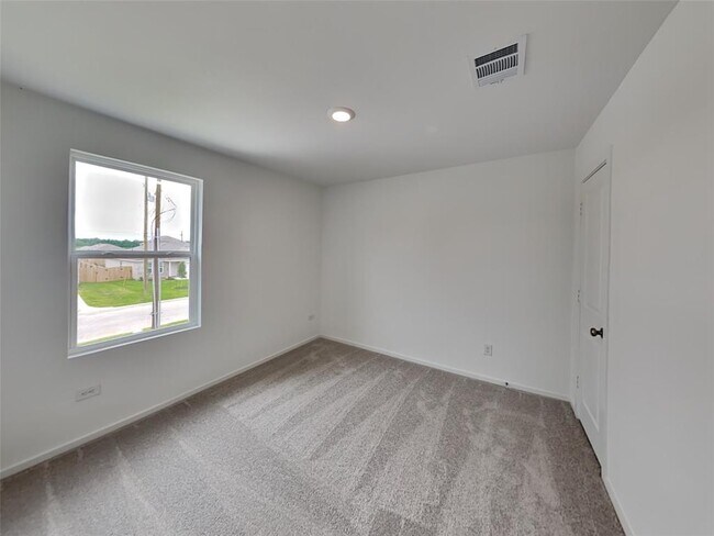 Building Photo - 25687 Roy Rogers Ct