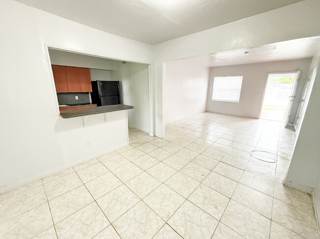 Building Photo - 531 NW 110th St