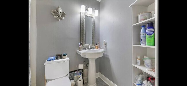 Building Photo - 3 Bedroom Single Family Home in Marrero