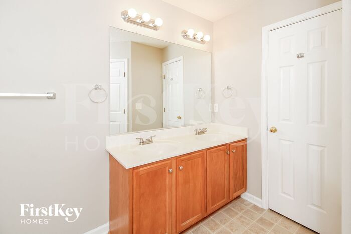 Building Photo - 3594 Sydney Oaks Dr