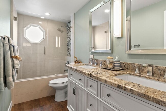 Building Photo - Virginia Way - Mohajer Unit A