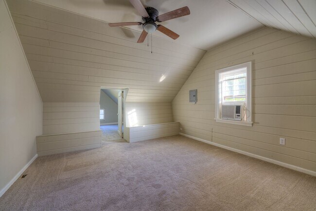 Building Photo - Larger than it looks and all appliances in...