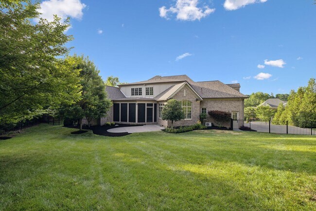 Building Photo - 3 Crooked Stick Ln