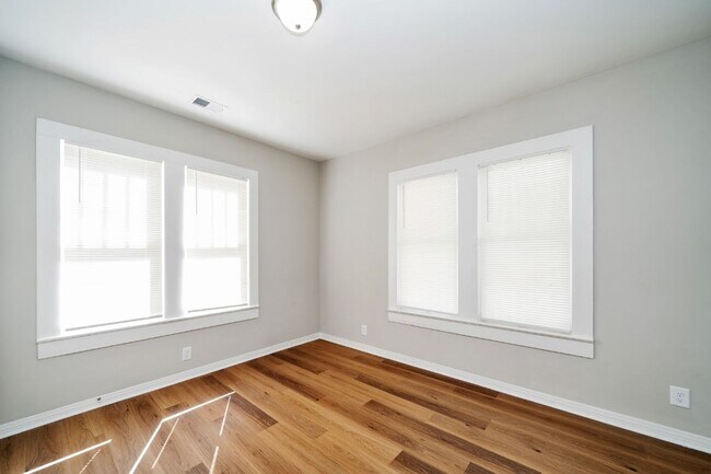 Building Photo - Renovated Gem with Space & Style in Bessemer