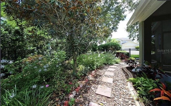 Building Photo - 5324 Cottonwood Tree Cir