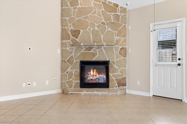 Building Photo - 14738 E Apricot Blush Ct