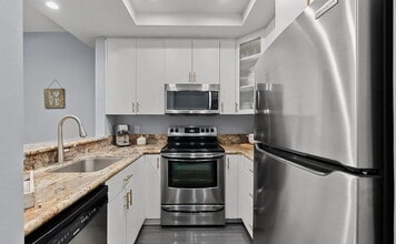 Building Photo - "Chic 1-Bedroom Gem with Central Vacuum & ...