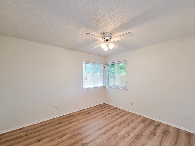 Building Photo - 17808 Northway Ct
