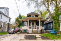 Building Photo - 322 Paxson Ave