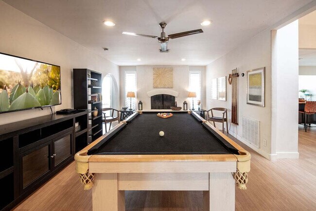 Building Photo - 12202 N 60th St