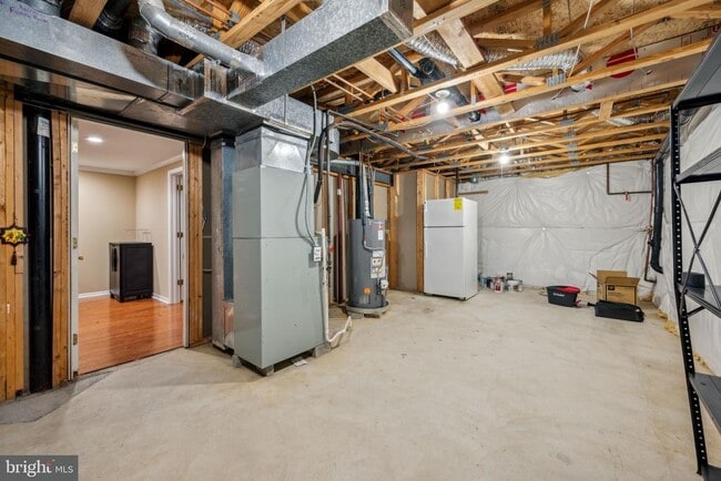 Building Photo - 133 Europa Blvd