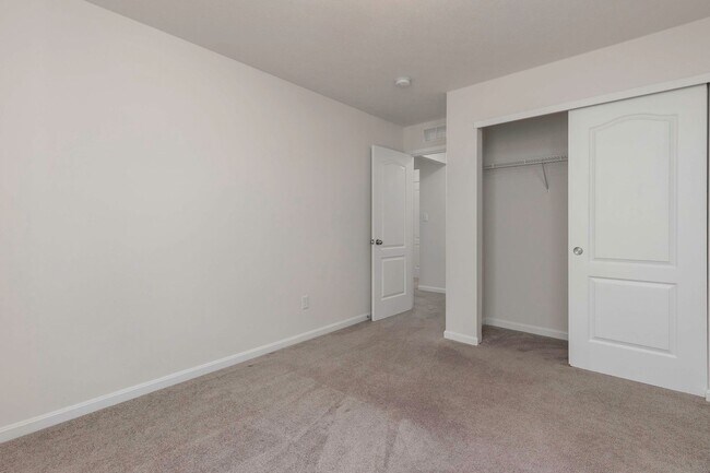 Building Photo - 12064 Parkview Trace Dr