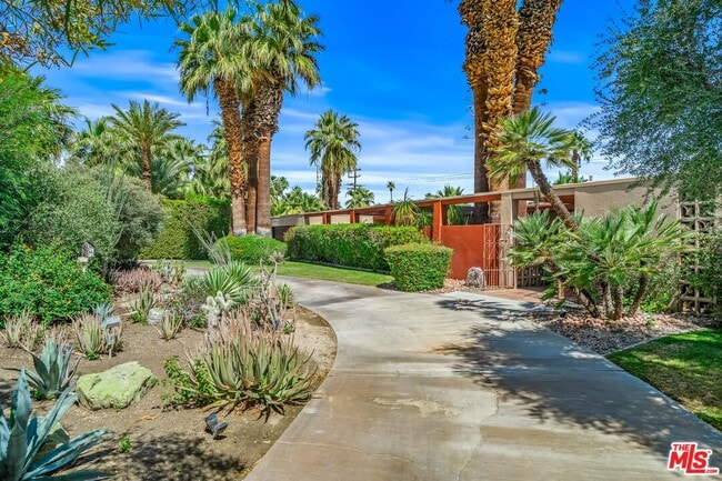 Building Photo - 74550 Old Prospector Trail