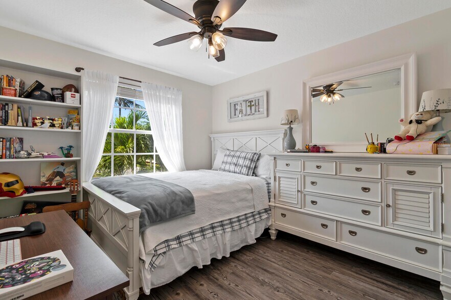 Building Photo - 7826 Sienna Springs Dr