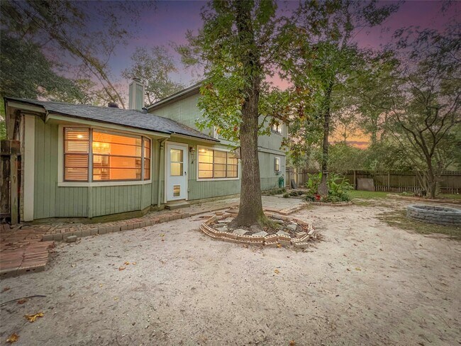 Building Photo - 56 E White Willow Cir