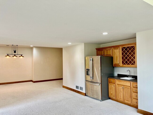 Building Photo - Luxurious Home in Legend of Bristlecomb