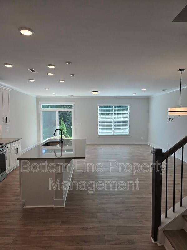 Building Photo - 111 Viburnum Rd