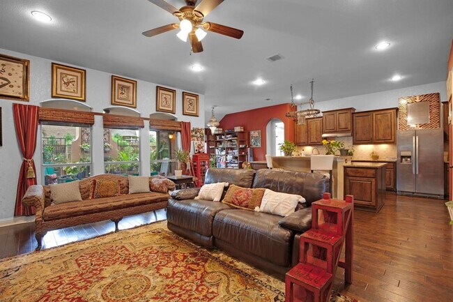 Building Photo - 5508 Lipan Apache Bend
