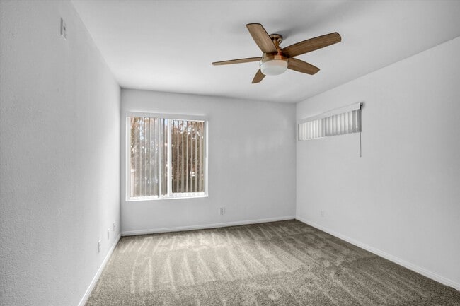 Building Photo - Cozy 1 Bed, 1 Bath Condo in Mira Mesa w/ Off-Street Parking!