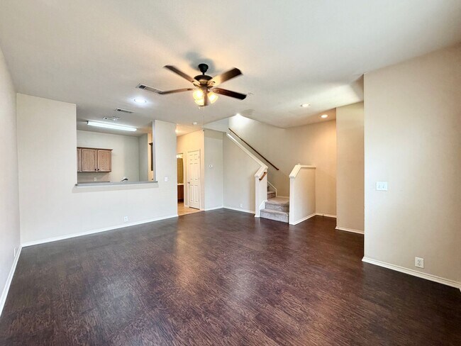 Building Photo - 2224 Stonepark Pl