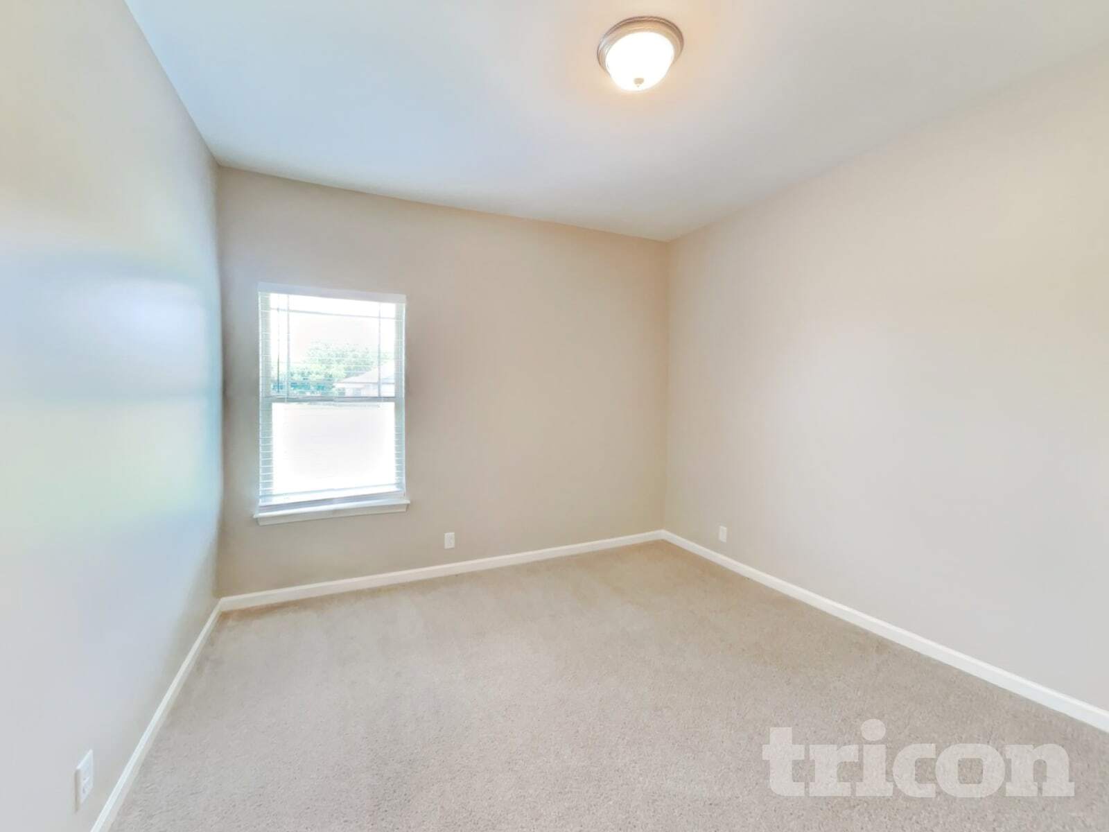 Building Photo - 3316 Pear Blossom Way