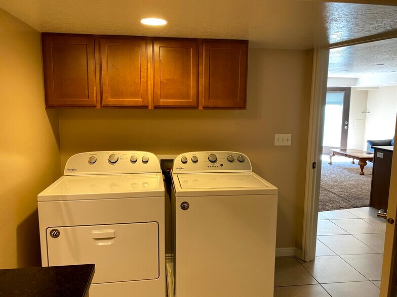 Washer & Dryer in Basement - 11006 S Maple Forest Way