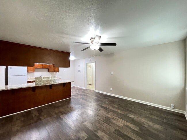 Interior Photo - 1711 N Street, Sacramento
