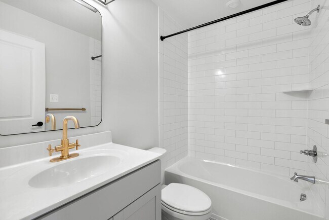 Building Photo - 3 Bed 2.5 Bath - Clarksburg Townhouse - Attached 2 Car Garage