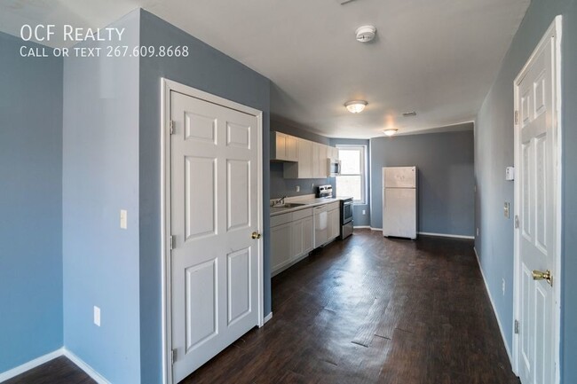 Building Photo - West Passyunk One Bedroom Apartment