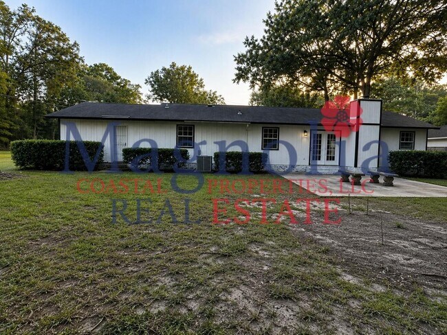 Building Photo - 20 Boyd Dr