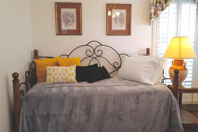 Building Photo - 3000 Townbluff Dr