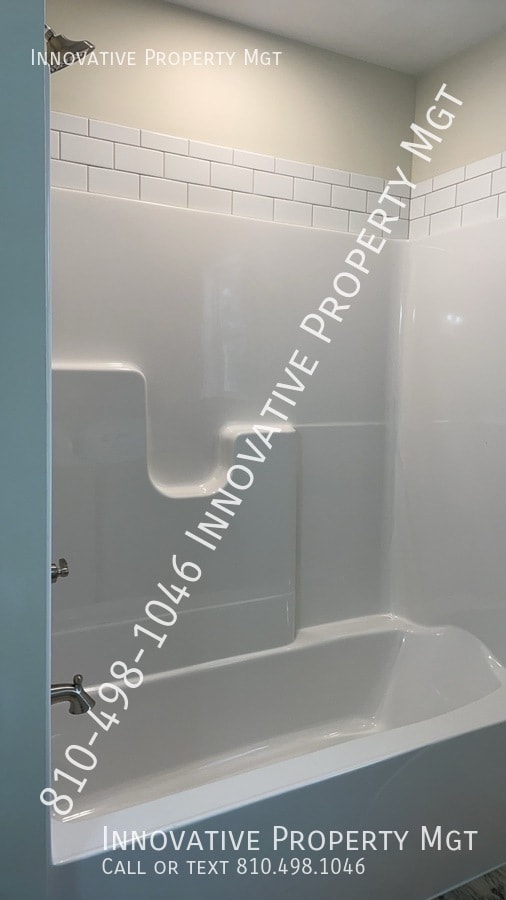 Building Photo - 10287 Reid Rd