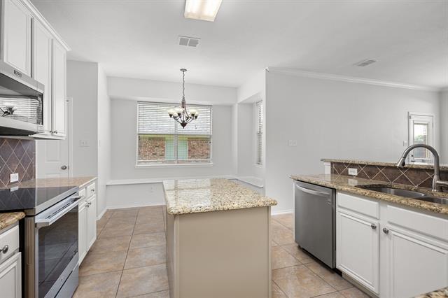 Building Photo - 1423 Winterwood Dr