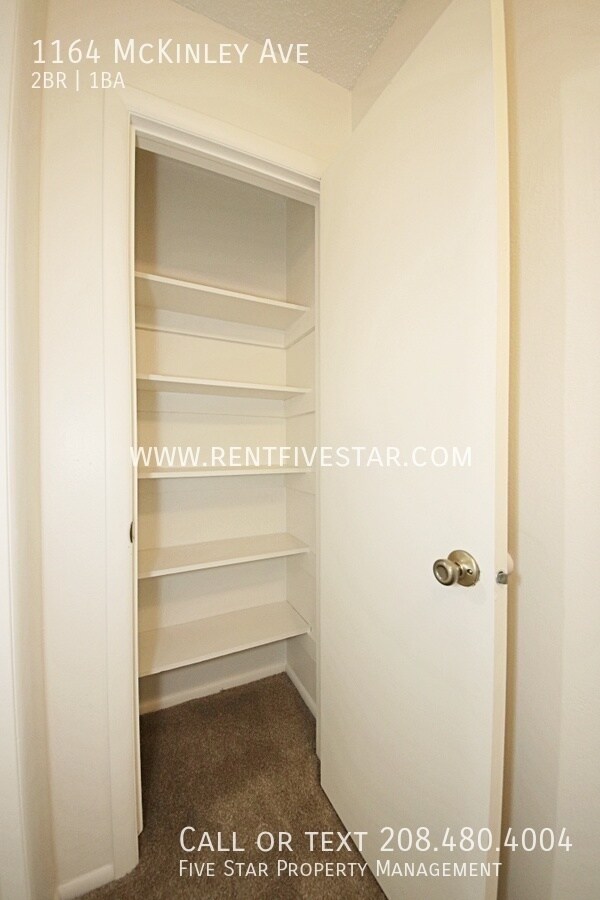 Building Photo - 1164 McKinley Ave