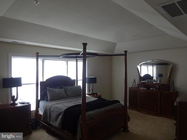 Building Photo - 13204 Beaver Terrace