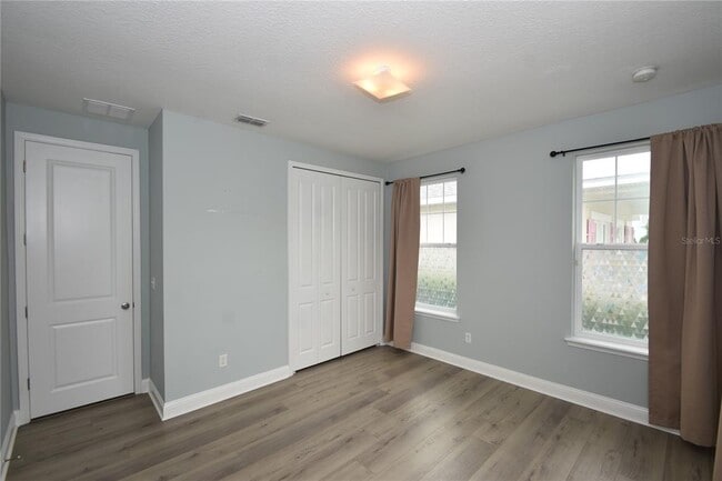 Building Photo - 28 Sandy Beach Way