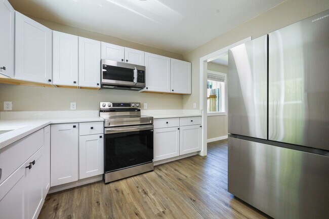 Building Photo - 2829 SE 90th Pl