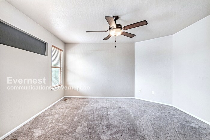 Building Photo - 13087 Race Ct