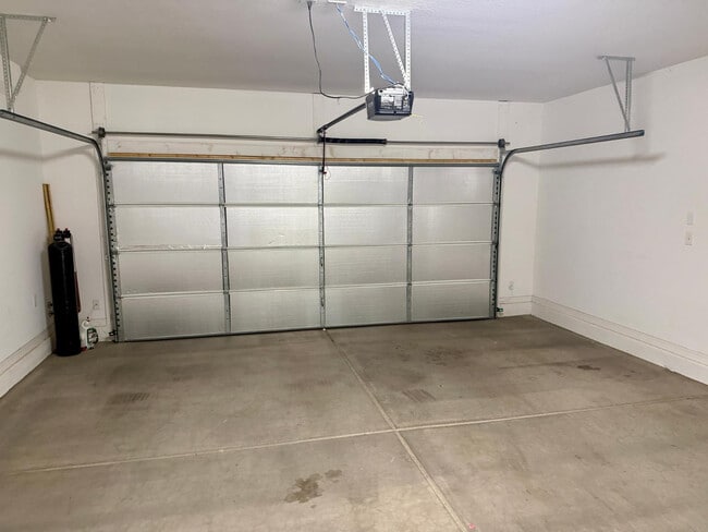 Building Photo - 14220 W Buckskin Trl