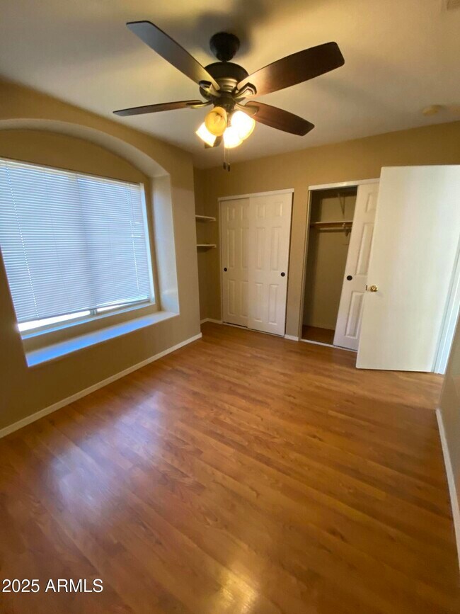 Building Photo - 2745 S Sean Dr