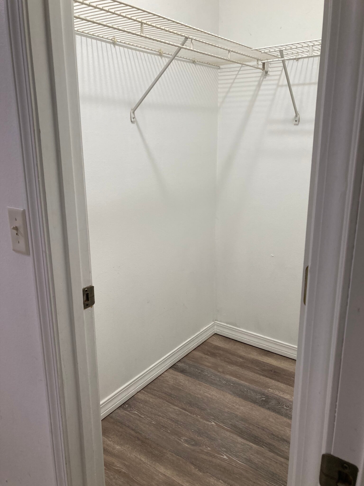 Building Photo - 7219 Pro Ln