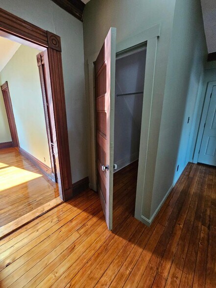 Building Photo - 764 Rock St