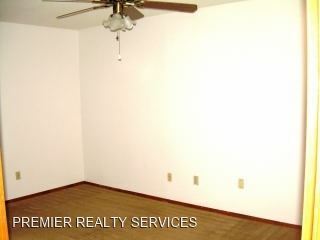 Building Photo - 3 br, 2 bath House - 5909 N. 25TH LANE