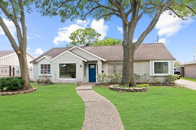 Building Photo - 10623 Wickersham Ln