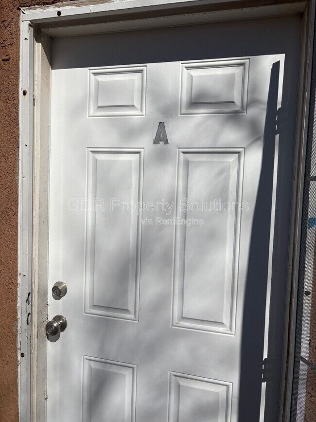 Building Photo - 408 Pennsylvania St SE