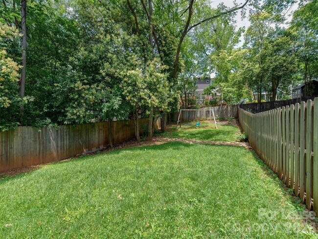 Building Photo - 326 State St