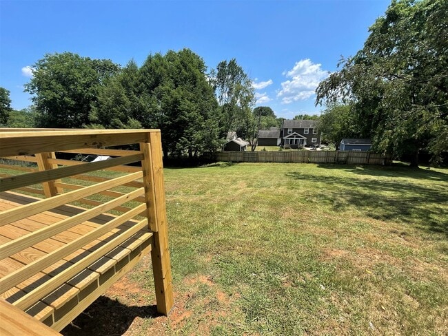 Building Photo - Lovely Home for rent in West Knoxville!