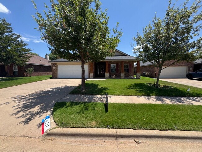 Primary Photo - Beautiful & Spacious 4-Bedroom Home in Lub...